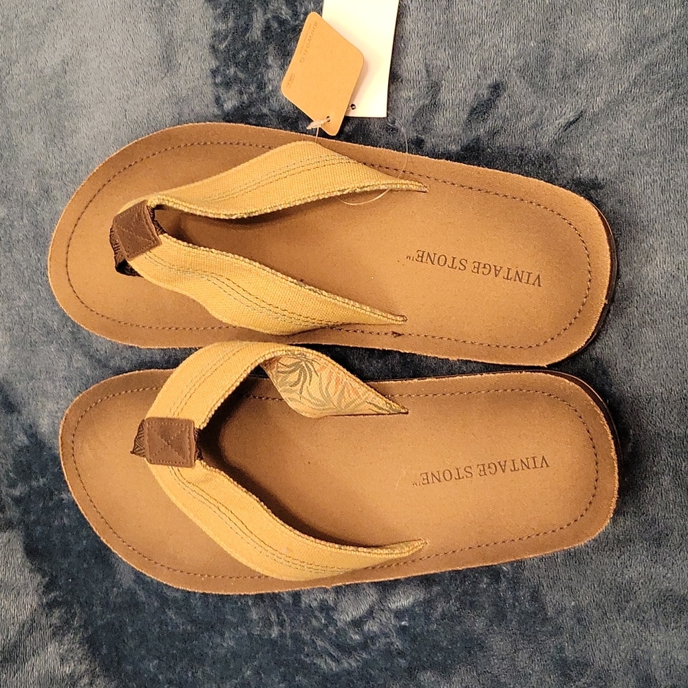 NWT - Vintage Stone Men's Sandals